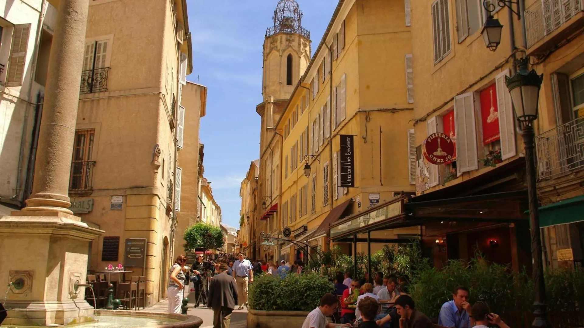 Le Cezanne Villa Aix-en-Provence 0*,